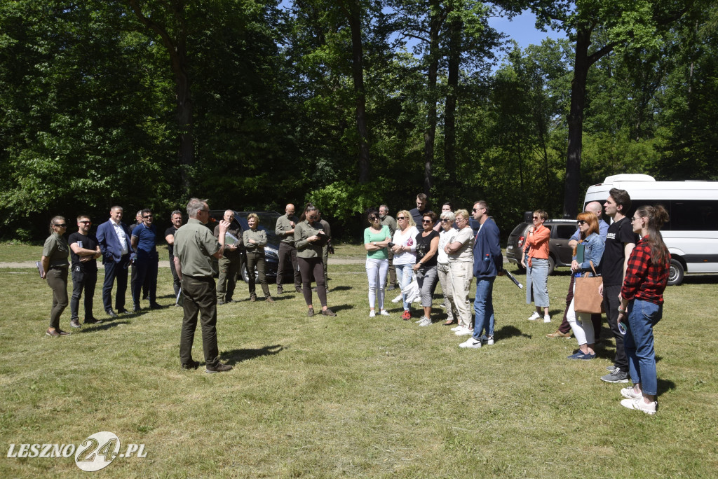 Spotkanie konsultacyjne w leszczyńskich lasach