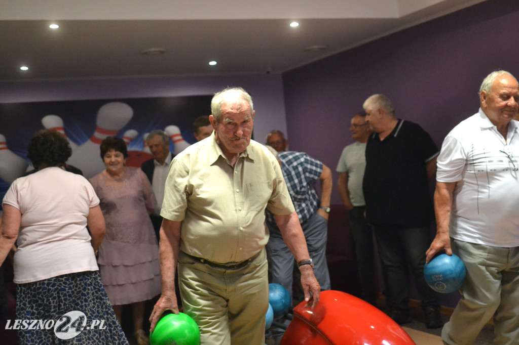 Seniorzy z Krzemieniewa na bowlingu