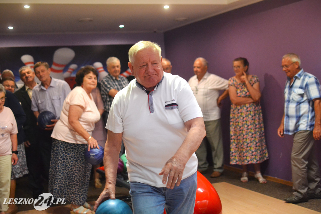 Seniorzy z Krzemieniewa na bowlingu
