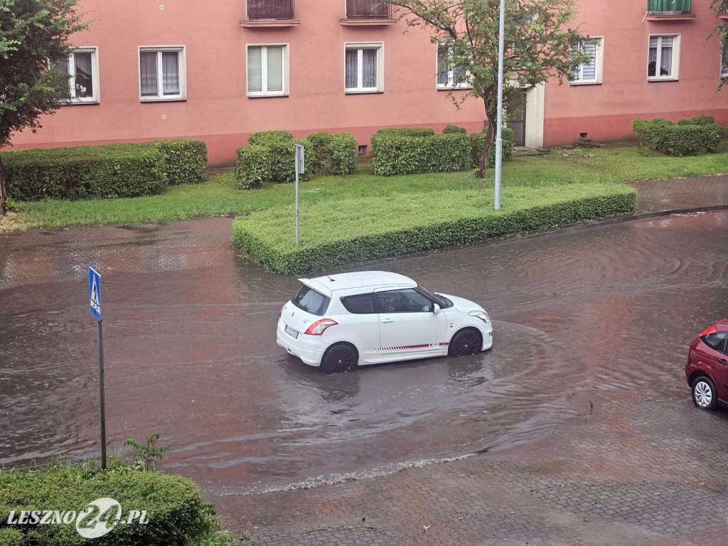 Strażacy walczyli ze skutkami ulewy