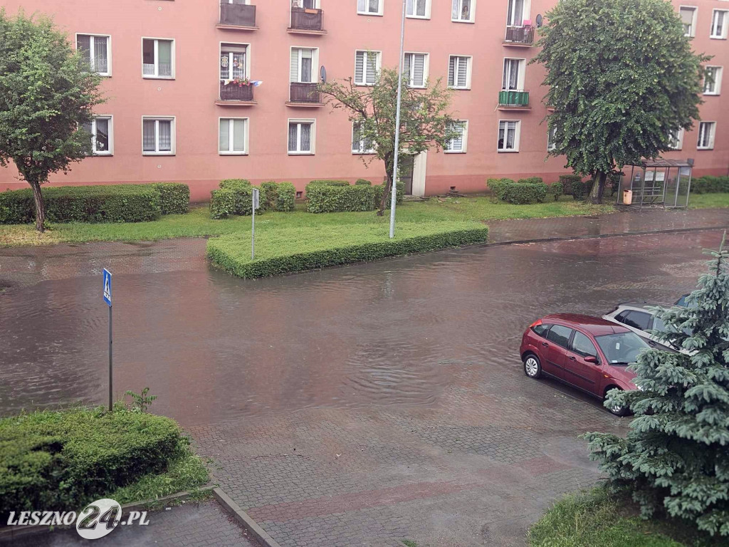 Strażacy walczyli ze skutkami ulewy