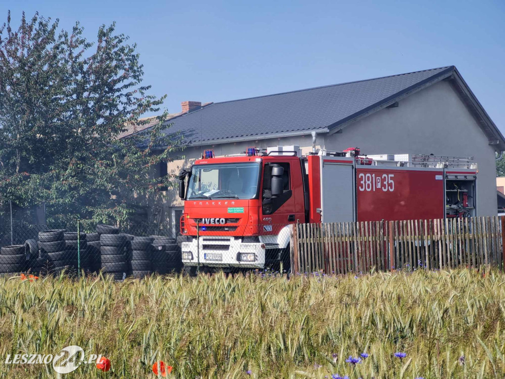 Pożar zakładu produkcyjnego w Kąkolewie