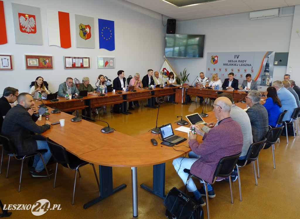 Radni debatowali o szpitalu w Lesznie