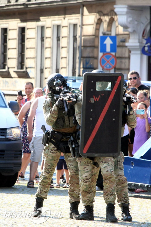 Święto Policji na Rynku w Lesznie