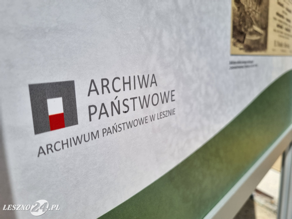 Wystawa na Rynku w Lesznie