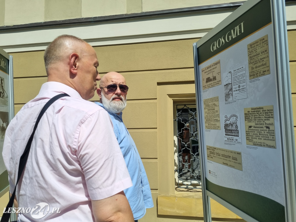 Wystawa na Rynku w Lesznie