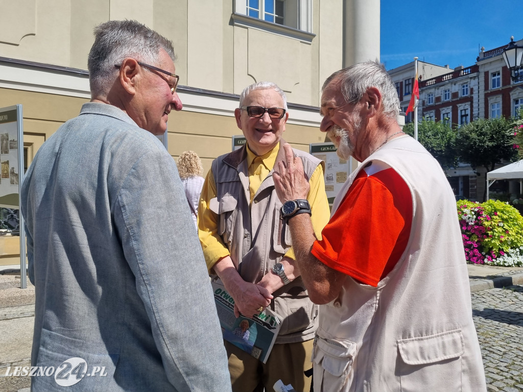 Wystawa na Rynku w Lesznie