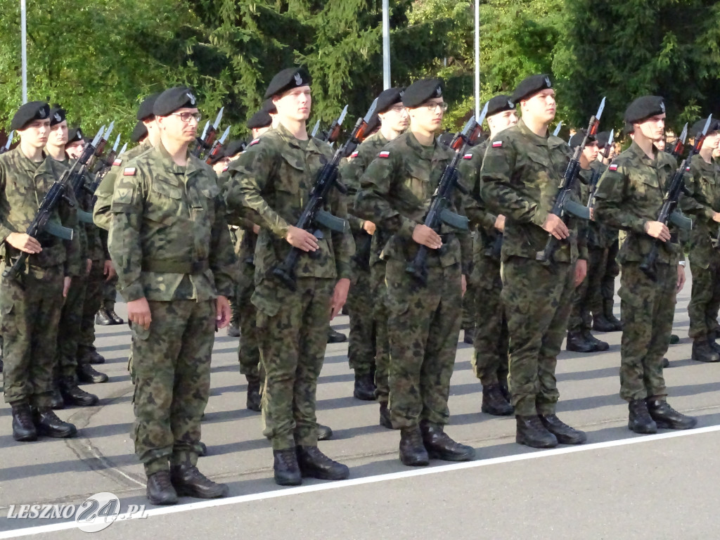 Przysięga wojskowa w Lesznie