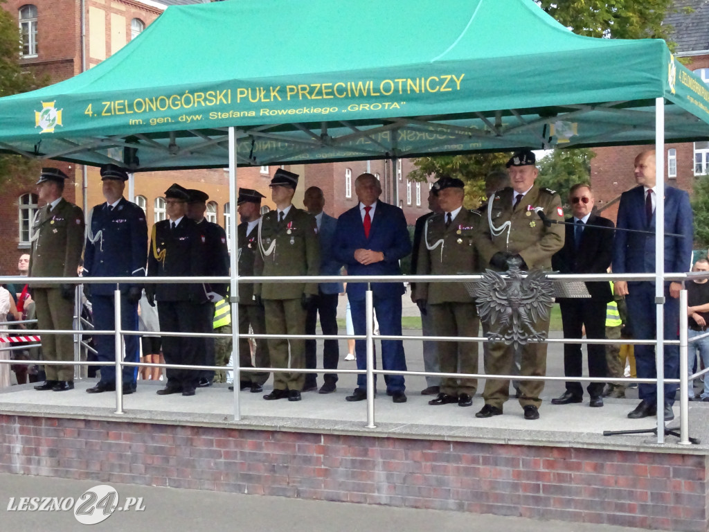 Przysięga wojskowa w Lesznie
