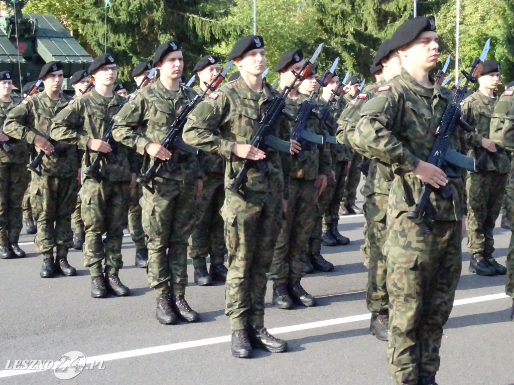 Przysięga wojskowa w Lesznie