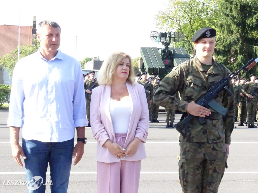 Przysięga wojskowa w Lesznie
