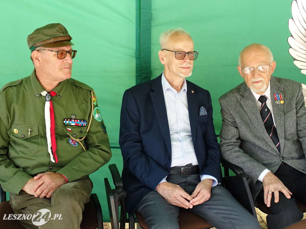 Batalion WOT w Lesznie otrzymał sztandar
