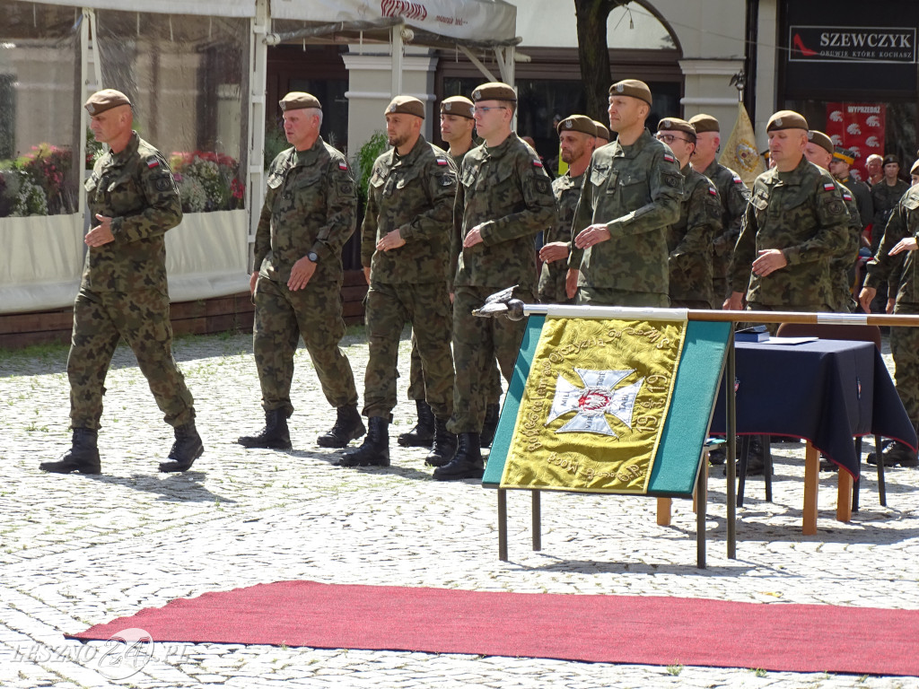 Batalion WOT w Lesznie otrzymał sztandar