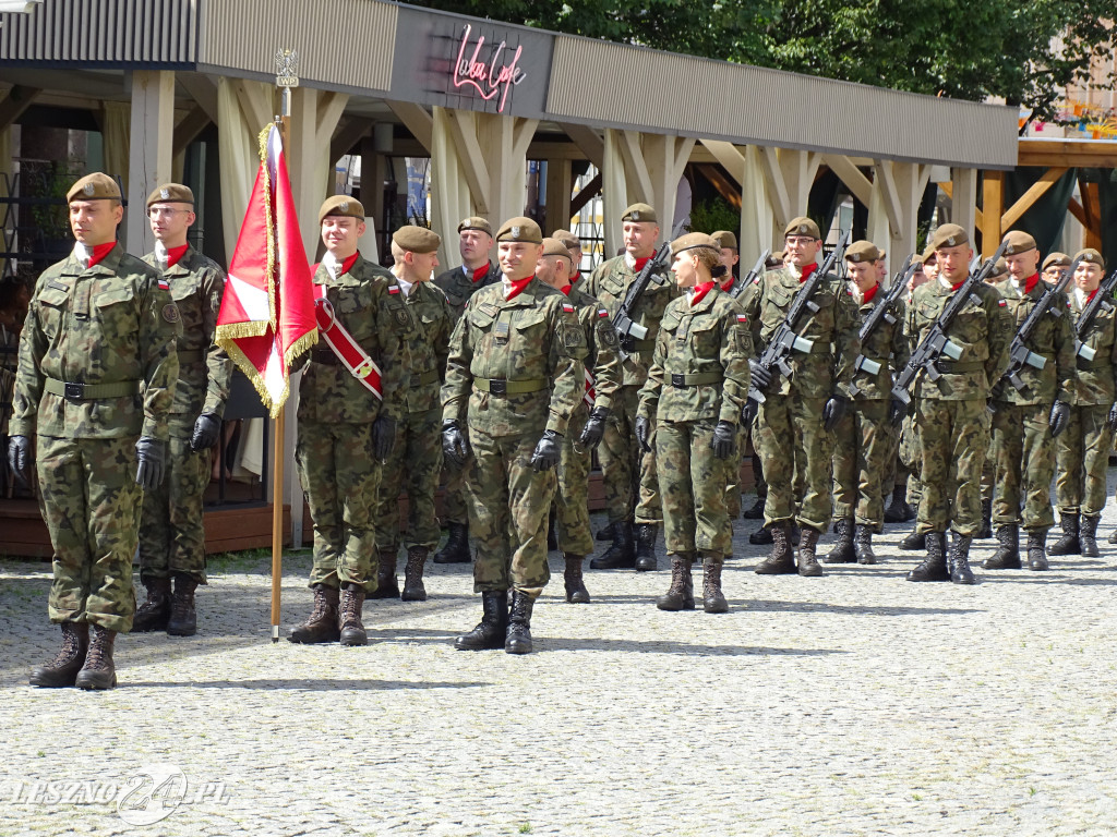 Batalion WOT w Lesznie otrzymał sztandar