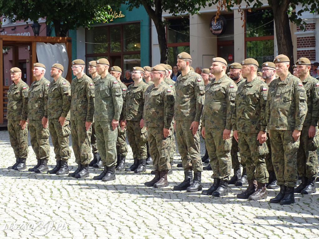 Batalion WOT w Lesznie otrzymał sztandar
