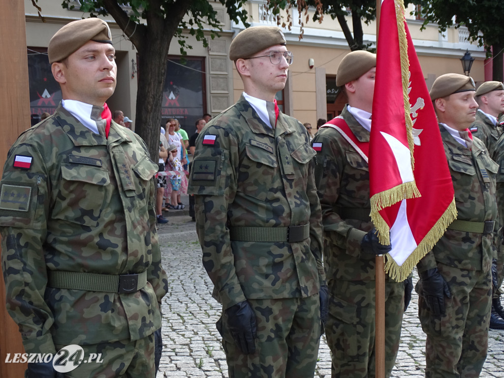 Batalion WOT w Lesznie otrzymał sztandar