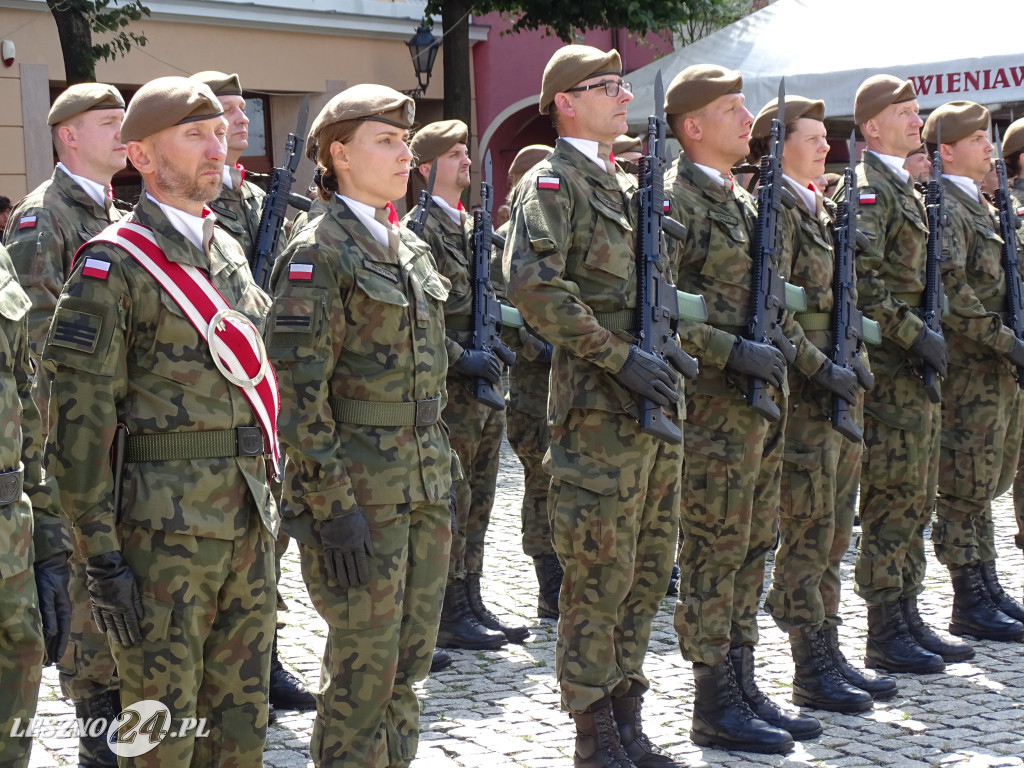 Batalion WOT w Lesznie otrzymał sztandar
