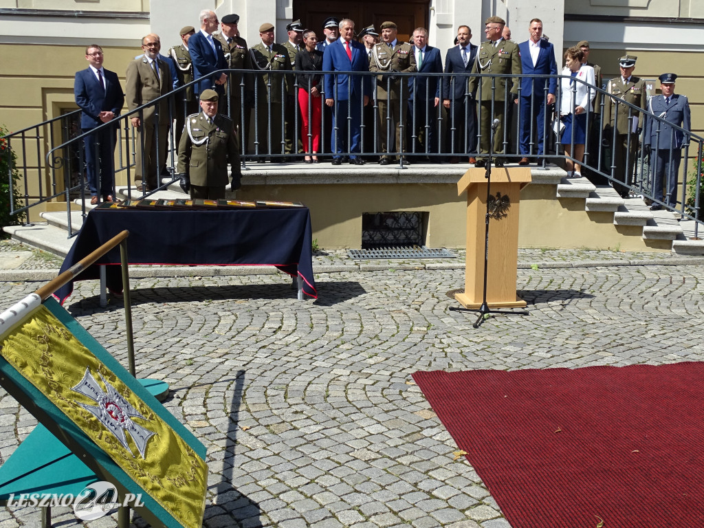 Batalion WOT w Lesznie otrzymał sztandar