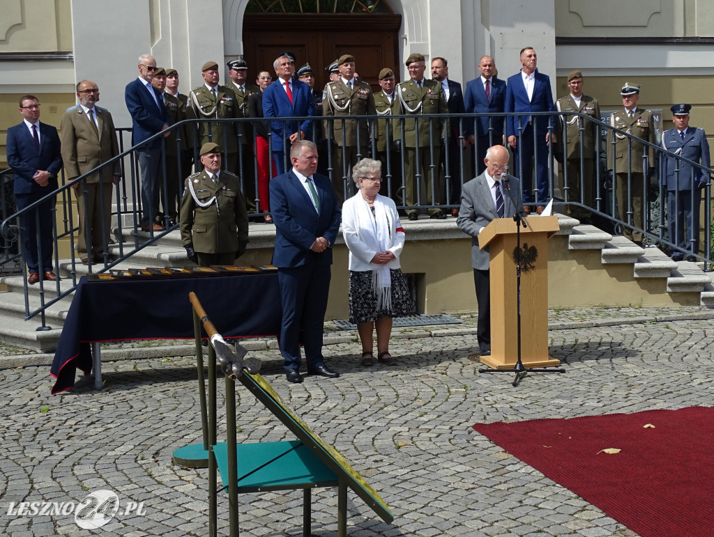 Batalion WOT w Lesznie otrzymał sztandar