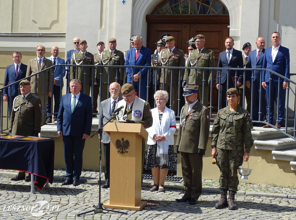 Batalion WOT w Lesznie otrzymał sztandar