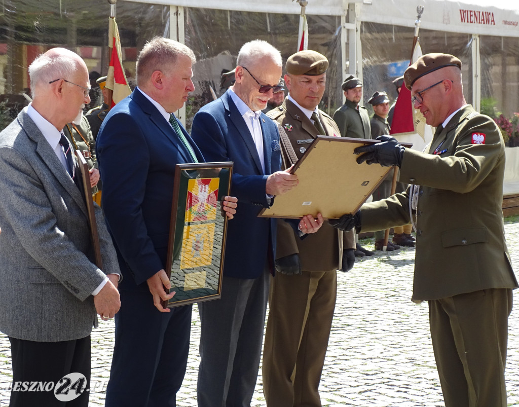 Batalion WOT w Lesznie otrzymał sztandar