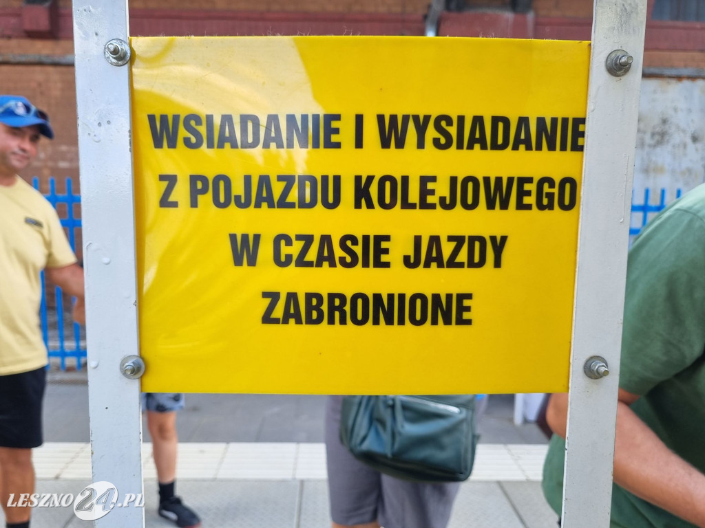 Wystawa taboru kolejowego w Lesznie