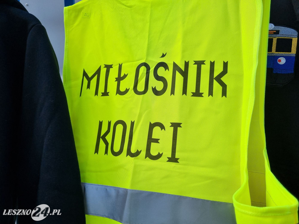 Wystawa taboru kolejowego w Lesznie
