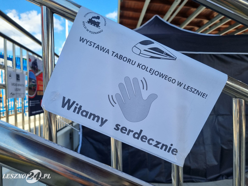 Wystawa taboru kolejowego w Lesznie