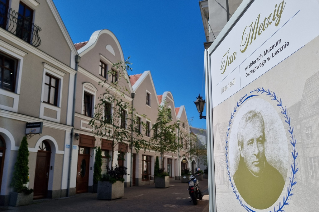 Wystawa przed muzuem