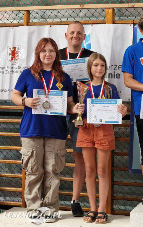 Mistrzowskie medale warcabistów Roszady Lipno