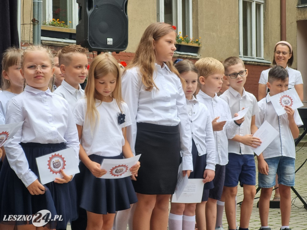 Rozpoczęcie roku szkolnego w SP 1 w Lesznie
