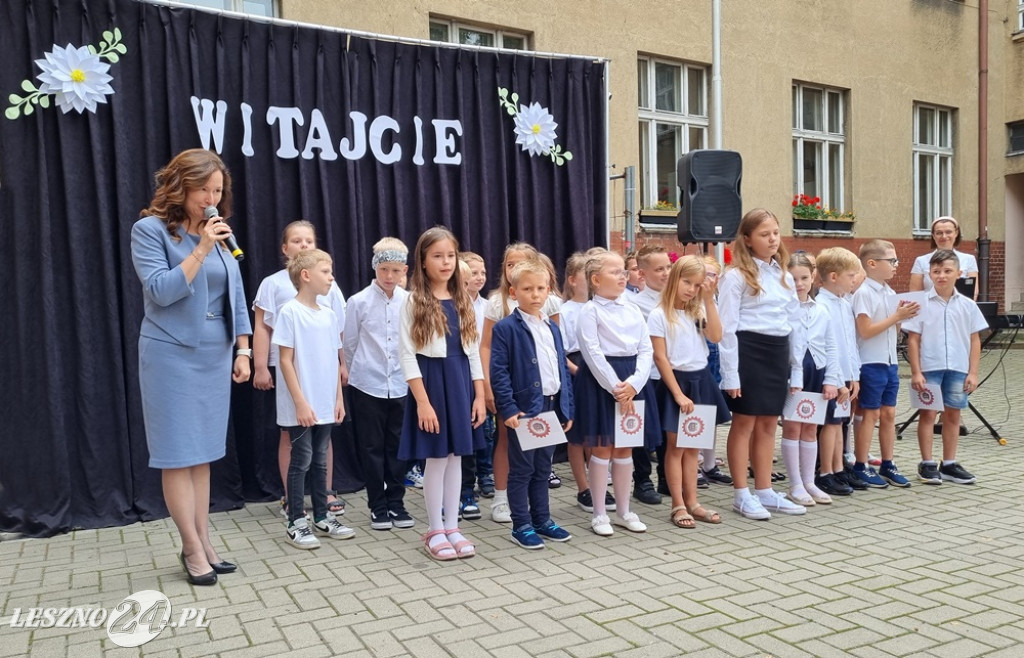Rozpoczęcie roku szkolnego w SP 1 w Lesznie