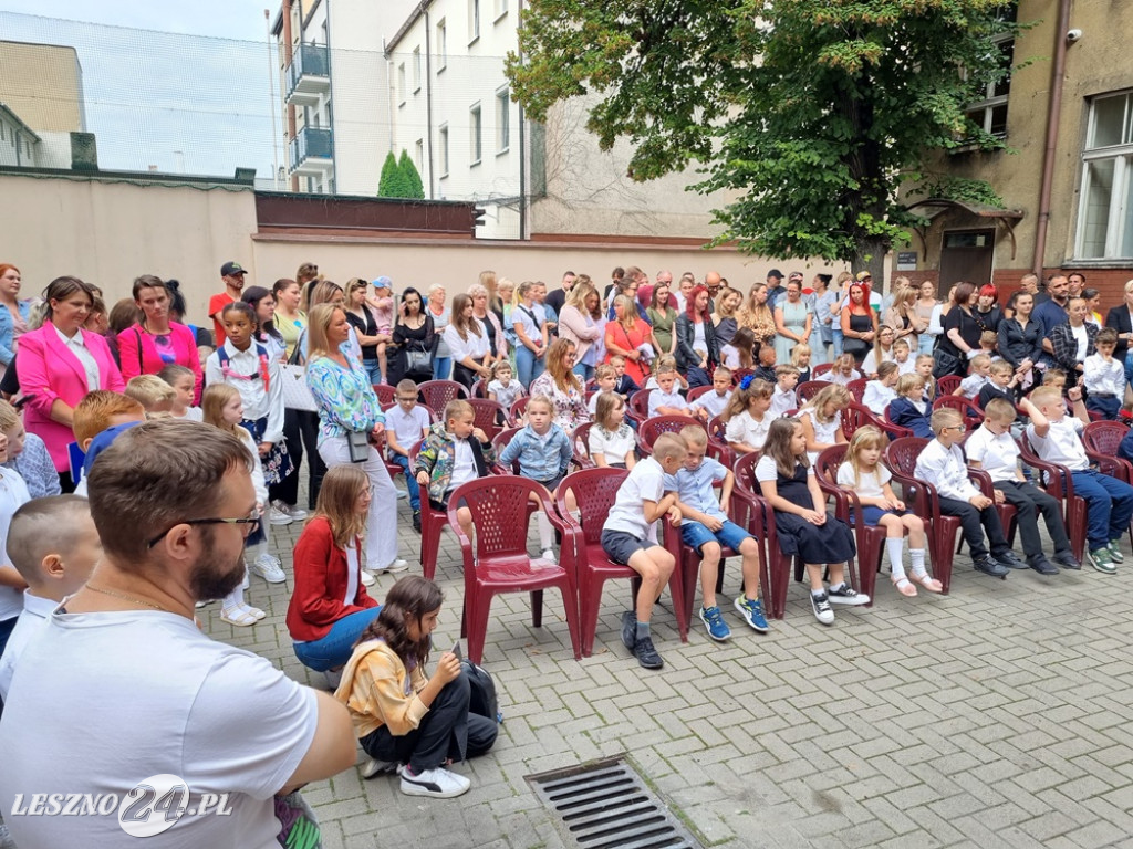 Rozpoczęcie roku szkolnego w SP 1 w Lesznie