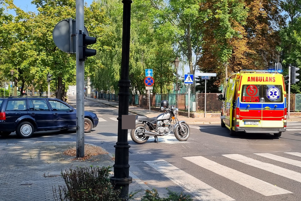 Zderzenie na skrzyżowaniu Marcinkowskiego/Krasińskiego