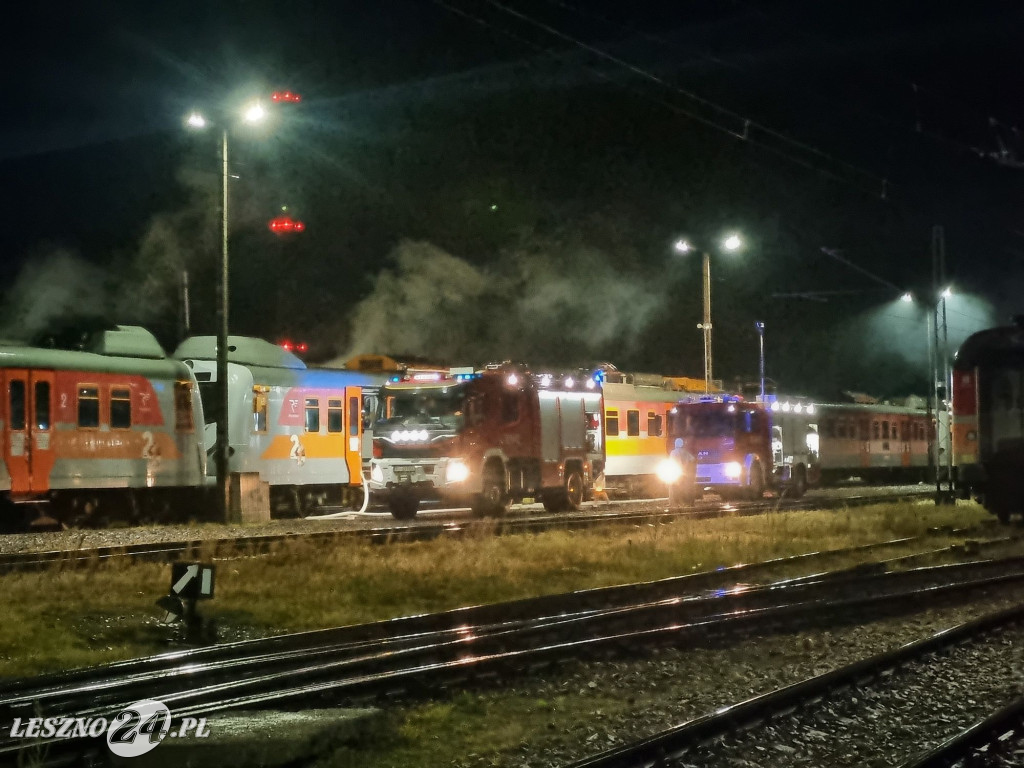 Pożar wagonów na stacji w Lesznie