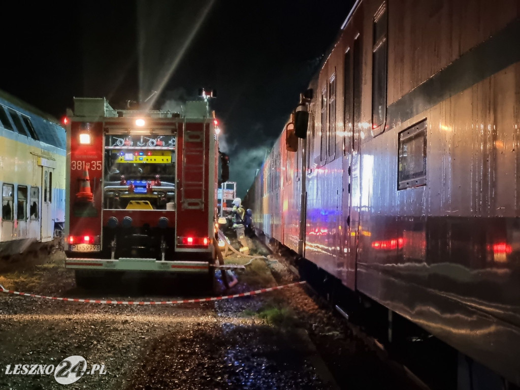 Pożar wagonów na stacji w Lesznie