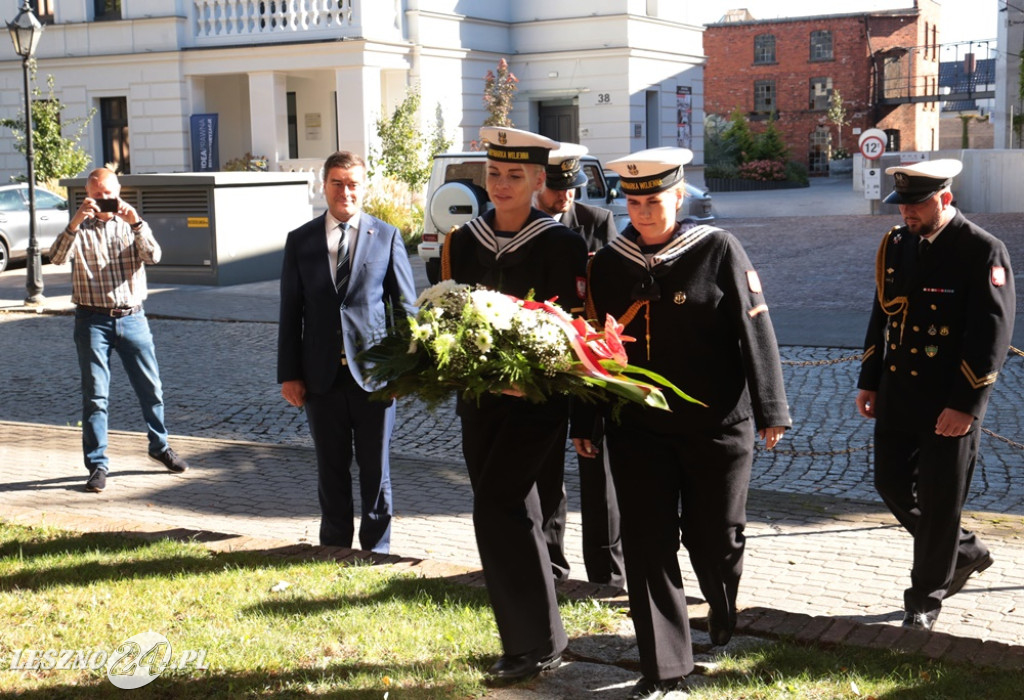 Pasowanie uczniów w SP 2 w Lesznie