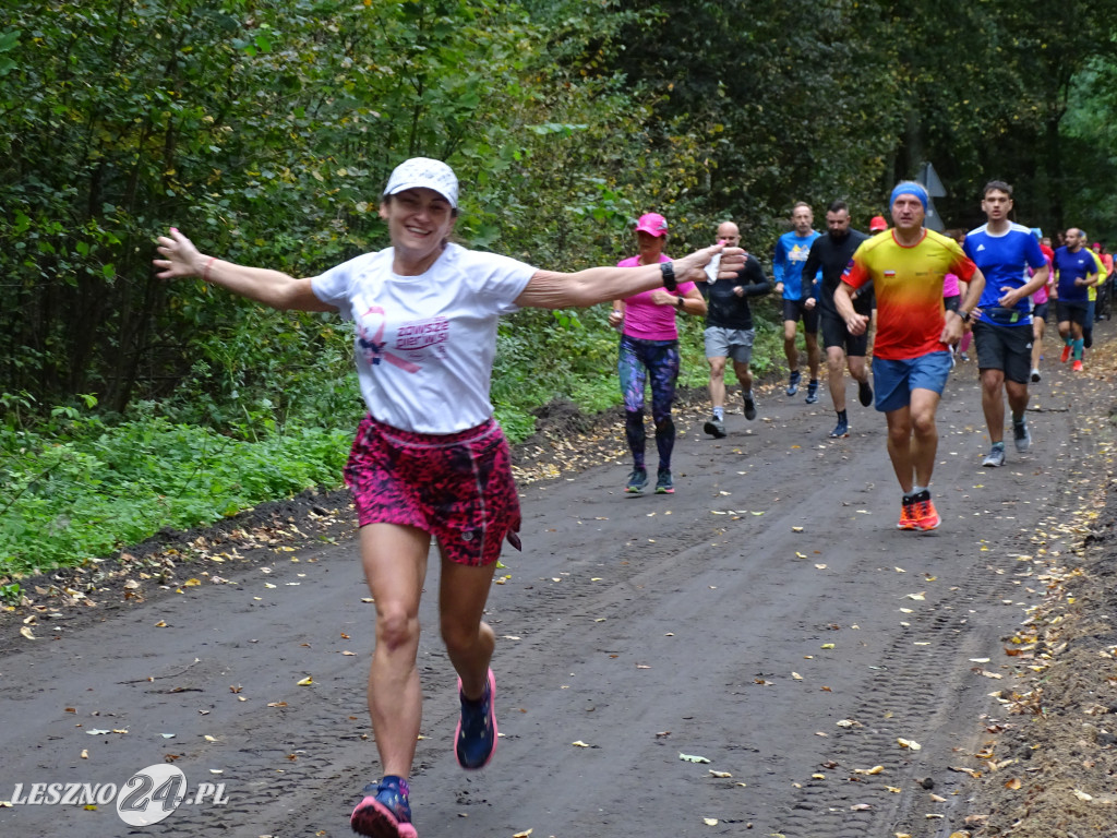 Różowy Marszobieg i Parkrun w Karczmie Borowej