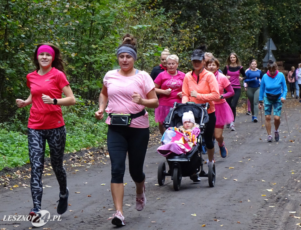 Różowy Marszobieg i Parkrun w Karczmie Borowej