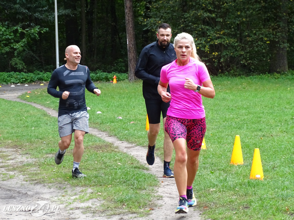 Różowy Marszobieg i Parkrun w Karczmie Borowej