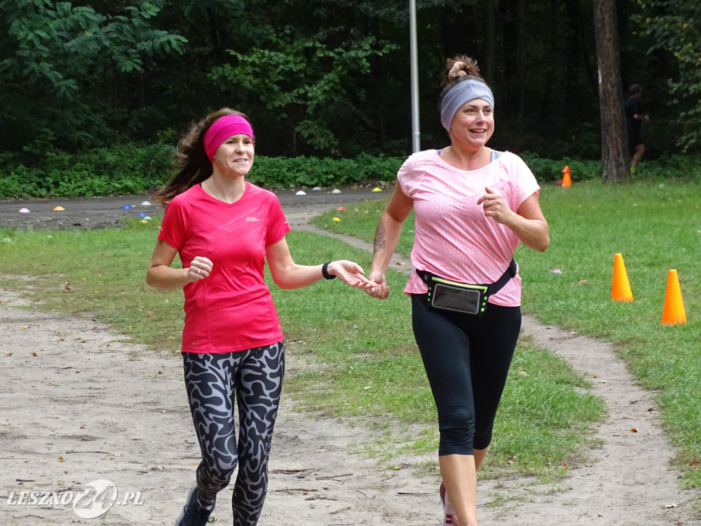 Różowy Marszobieg i Parkrun w Karczmie Borowej