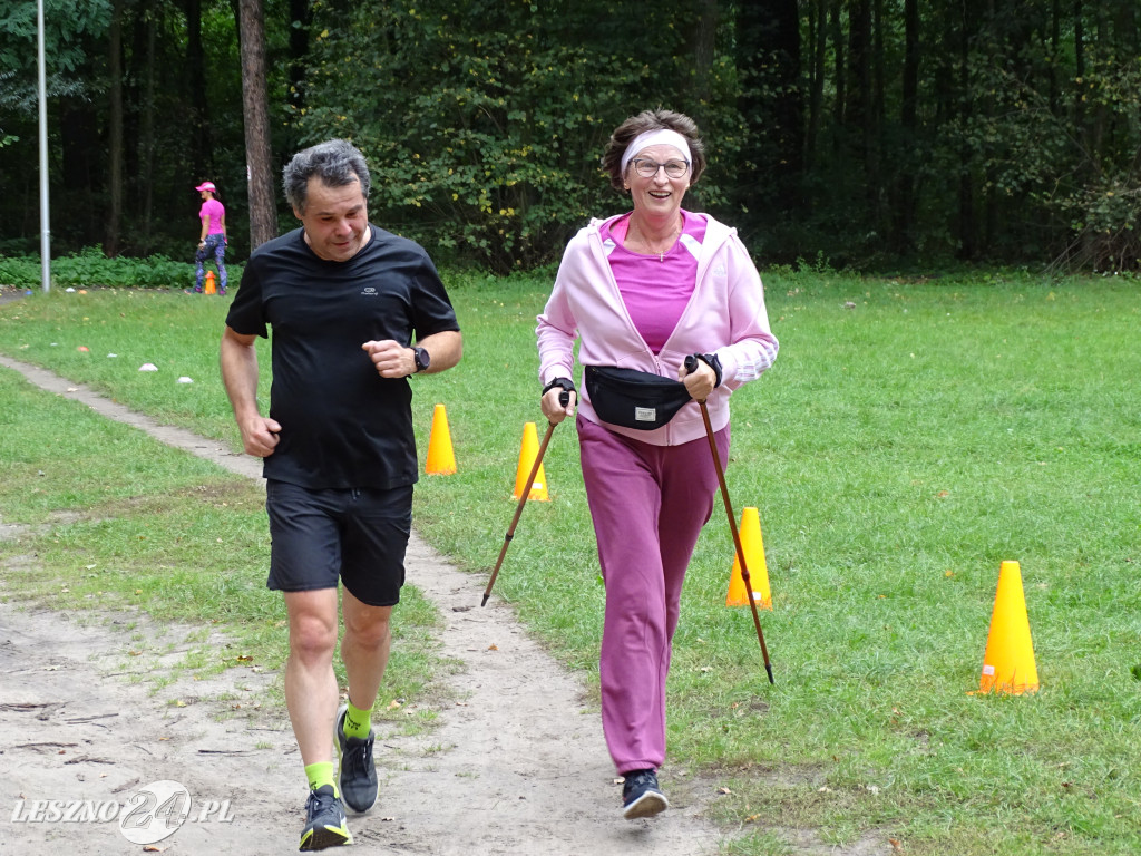 Różowy Marszobieg i Parkrun w Karczmie Borowej