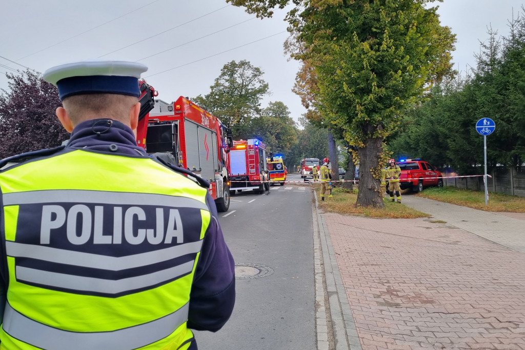 Zderzenie autobusu z osobówką w Wilkowicach