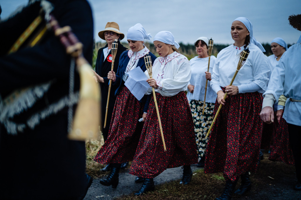 Z pochodniami przeszli przez Piotrowice