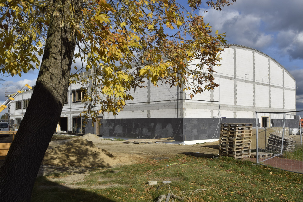 Budowa hali sportowej 