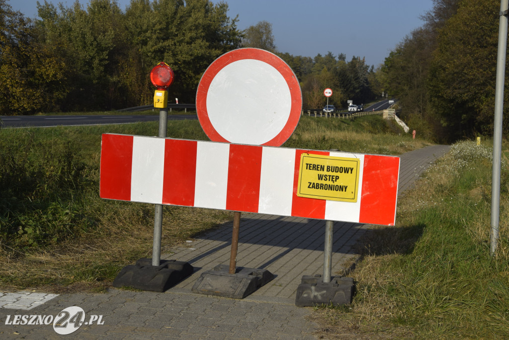 Utrudnienia dla rowerzystów na ścieżce w Osiecznej