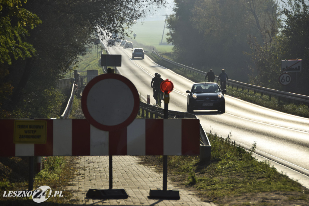 Utrudnienia dla rowerzystów na ścieżce w Osiecznej
