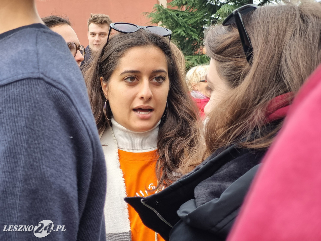 Sadzenie drzew w Parku Grody Leszczyńskie