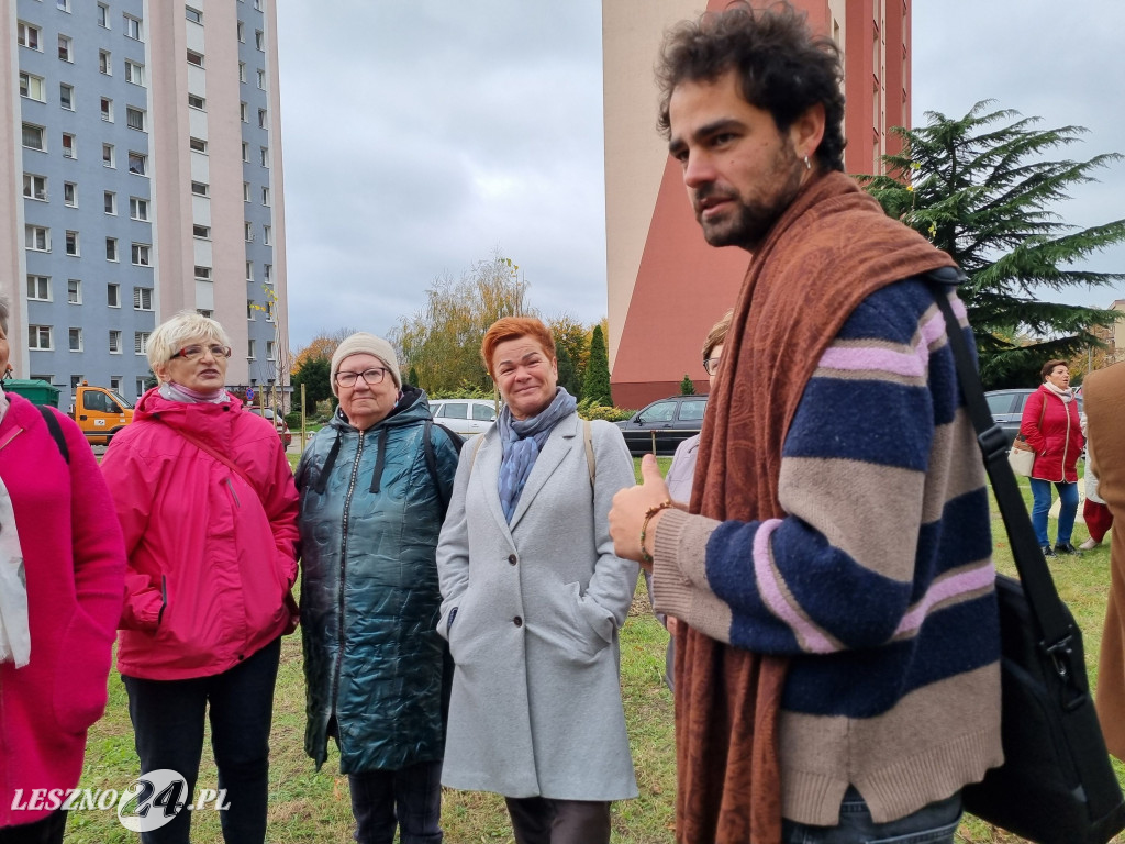 Sadzenie drzew w Parku Grody Leszczyńskie