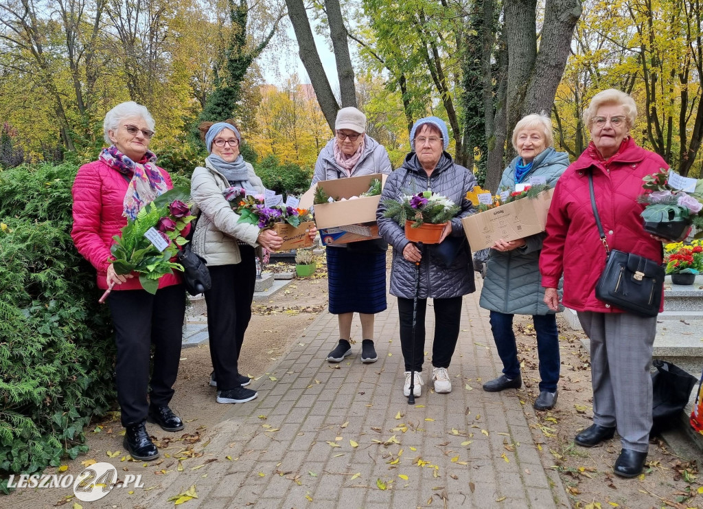 Stowarzyszenie Chorych na Alzheimera - wiązanki na groby